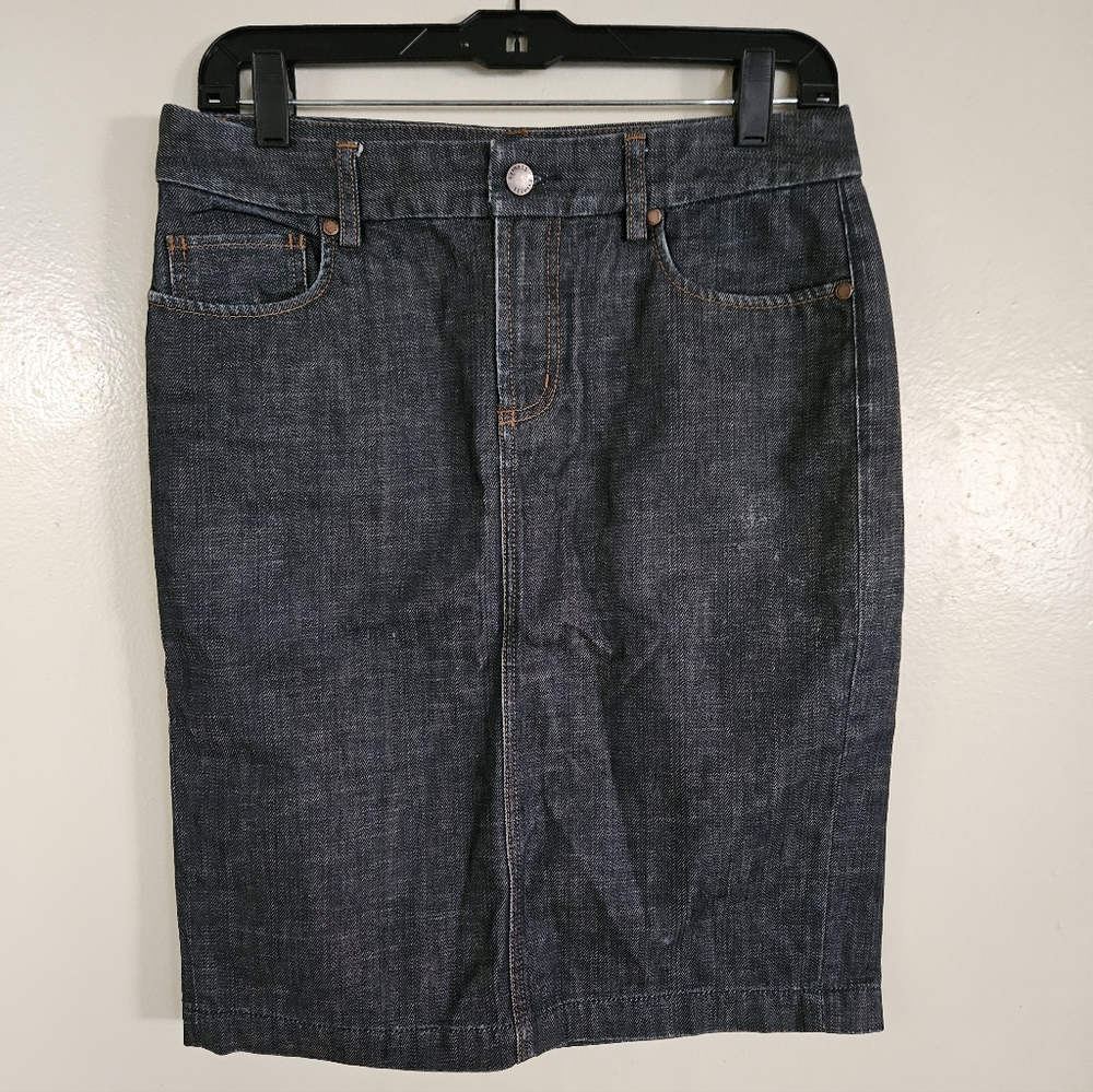 Vintage Express Precision Fit Mid Length Denim Pencil Skirt - Dark Wash - Size 4